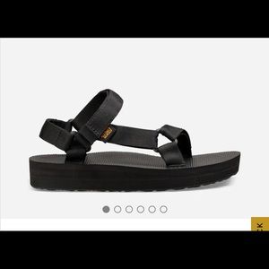 Teva Midform Sandals